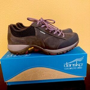 Dansko two tone shoes